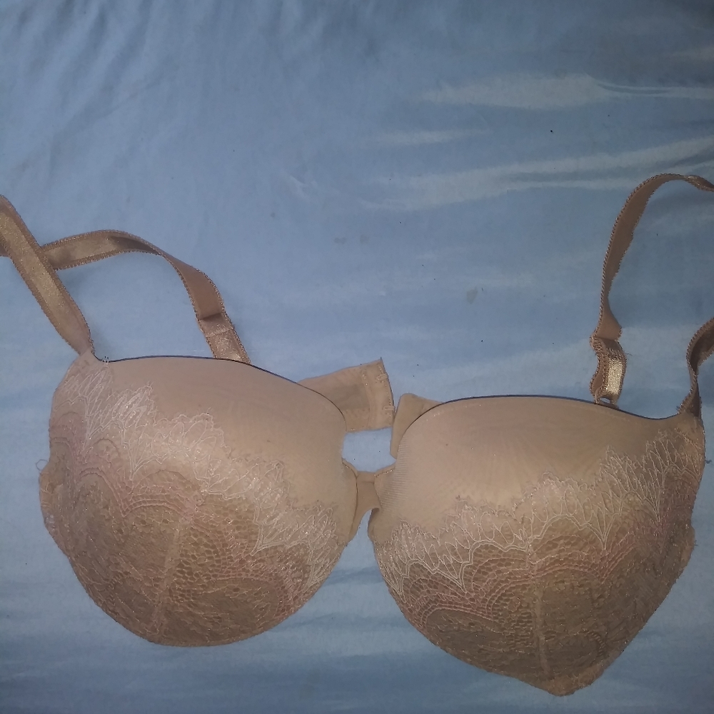 Laced bra